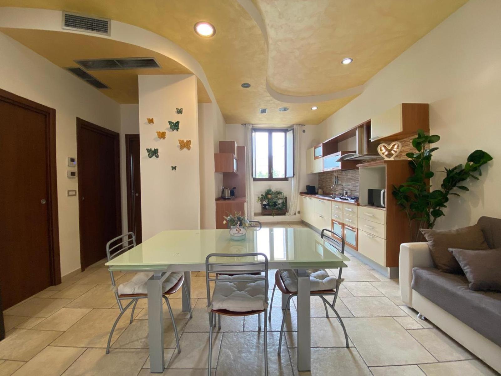 Palmieri Cozy Stay โมโนโปลี ภายนอก รูปภาพ